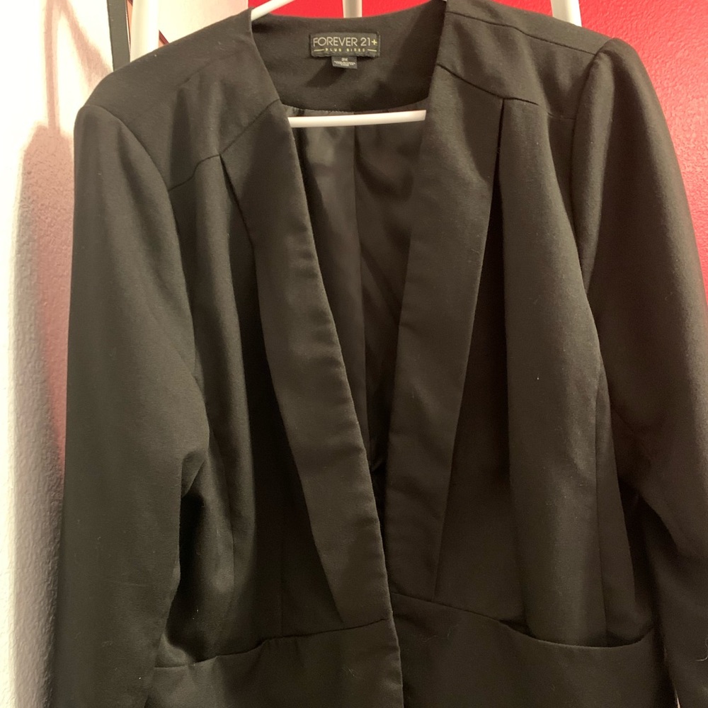 Forever 21 plus size black blazer size 2x